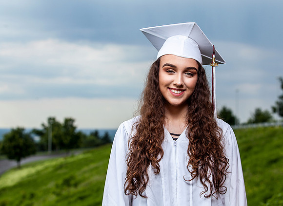 Alyssa-Grad-12