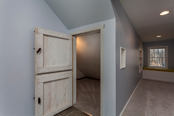 47-MAPLE-LANE-COATESVILLE-  (89)
