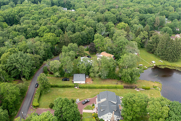 1497-LAKEVIEW-DR-WHITE-HAVEN-PA- (13)