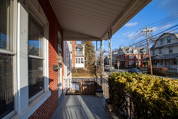 208-HOLLAND-AVE-ARDMORE- (10)