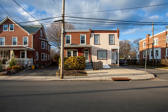 208-HOLLAND-AVE-ARDMORE- (3)