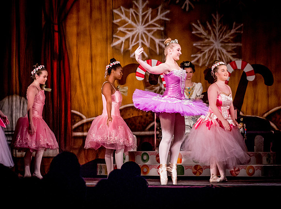 Nutcracker-Friday- (327)
