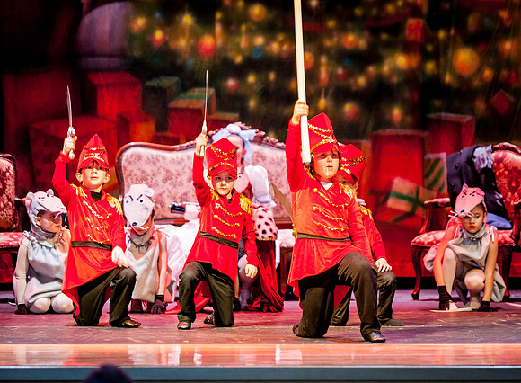 RA-NUTCRACKER-2018-MICE- (19)