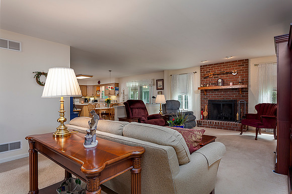 3040-BURTON-DR-GILBERTSVILLE- (31)