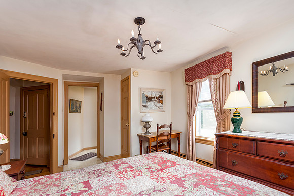 244-W-ORVILLA-RD-HATFIELD- (54)