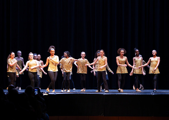Holiday-Spectacular-2025-Firday (1)