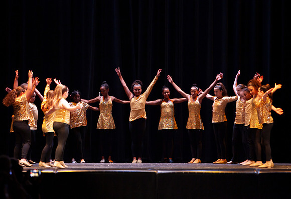 Holiday-Spectacular-2025-Firday (7)