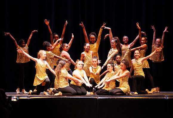 Holiday-Spectacular-2025-Firday (11)