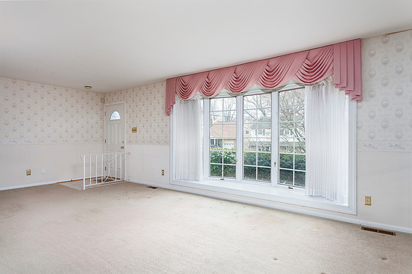 26-NANCY-DR-HAVERTOWN- (17)
