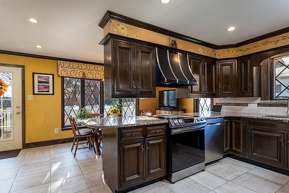 2351-HILLSIDE-DR-EAGLEVILLE- (40)
