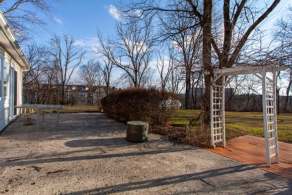 2351-HILLSIDE-DR-EAGLEVILLE- (52)