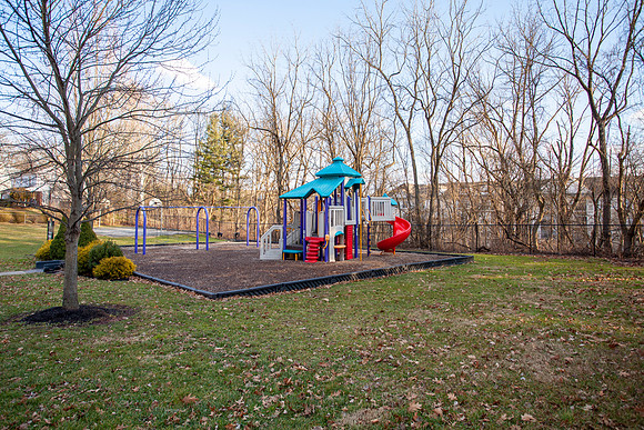 2351-HILLSIDE-DR-EAGLEVILLE- (56)