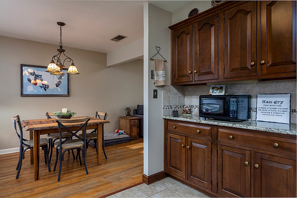 2815-HILLVALE-AVE-READING- (16)