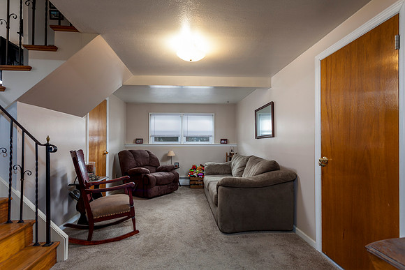2815-HILLVALE-AVE-READING- (18)