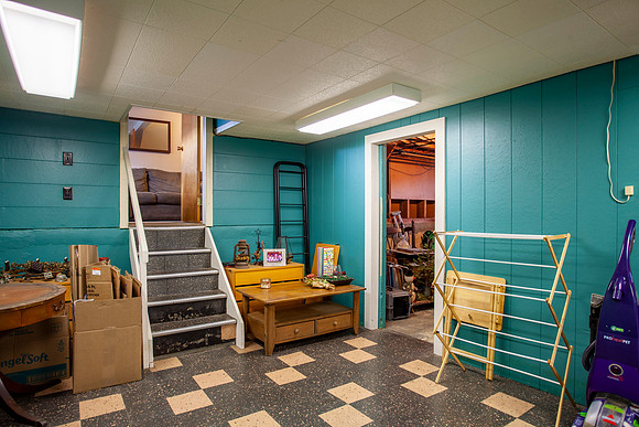 2815-HILLVALE-AVE-READING- (29)