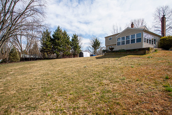 1174-GRANDVIEW-CIRCLE-POTTSTOWN- (8)