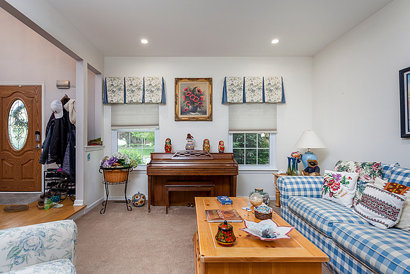 663-CHARLES-DR-GILBERTSVILLE- (26)