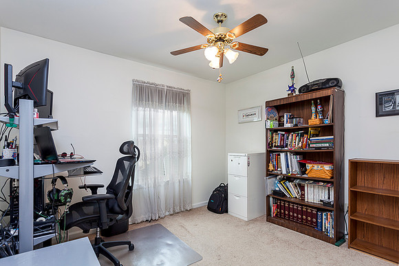 663-CHARLES-DR-GILBERTSVILLE- (39)
