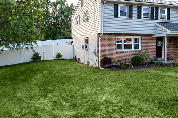 1425-NORTH-ADAMS-ST-POTTSTOWN- (9)