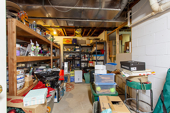 663-CHARLES-DR-GILBERTSVILLE- (62)