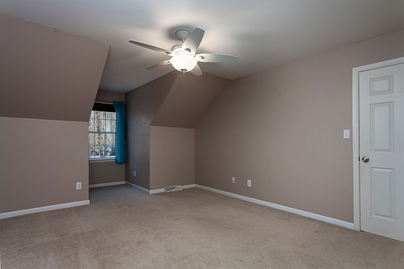 47-MAPLE-LANE-COATESVILLE-  (81)