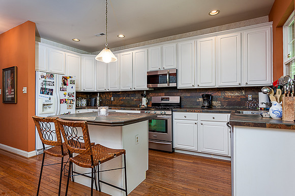 1002-WALNUT-HILL-CIRCLE-PHOENIXVILLE-PA (29)