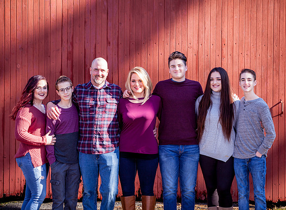 HUGHES-FAMILY-2018 (15)