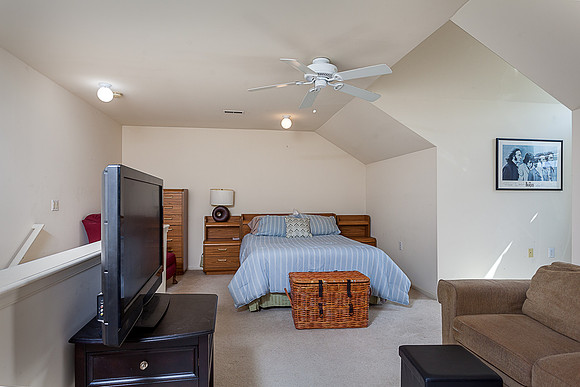 486-PEBBLE-BEACH-DR-ROYERSFORD- (32)