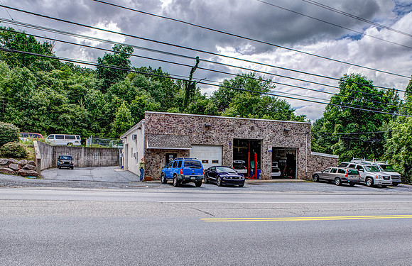1851-Pottstown-Pike-01