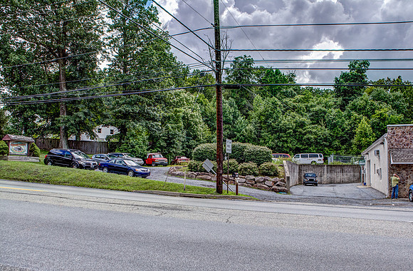 1851-Pottstown-Pike-06