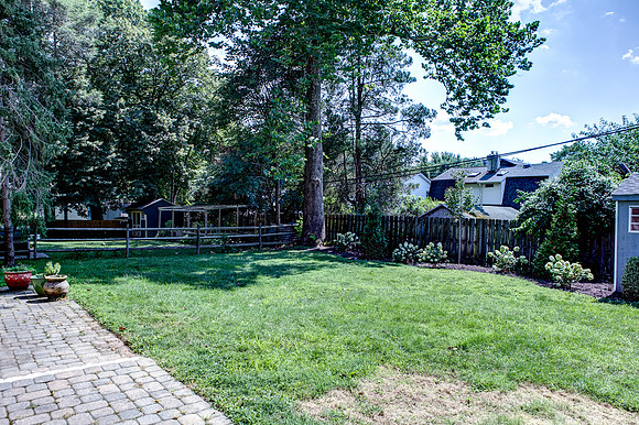 112-Dudley-Ave- (9)