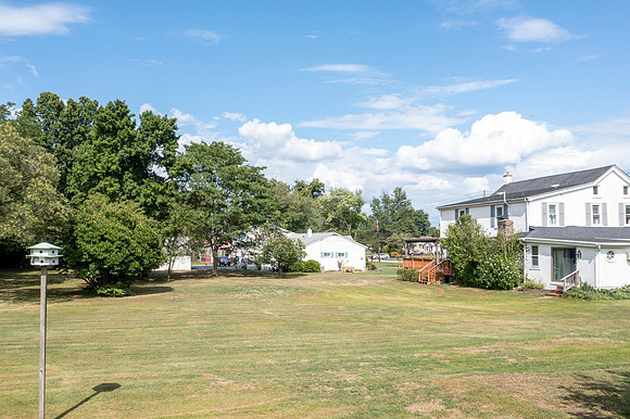 244-W-ORVILLA-RD-HATFIELD- (30)