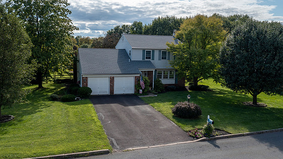 877-LAURA-LANE-HARLEYSVILLE- (3)