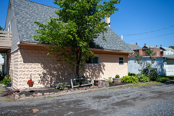 518-N-EVANS-ST-POTTSTOWN- (4)