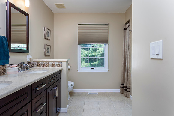 276-SPRING-RUN-LN-DOWNINGTOWN- (35)