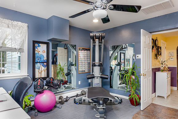 1525-FARMINGTON-AVE- (5)