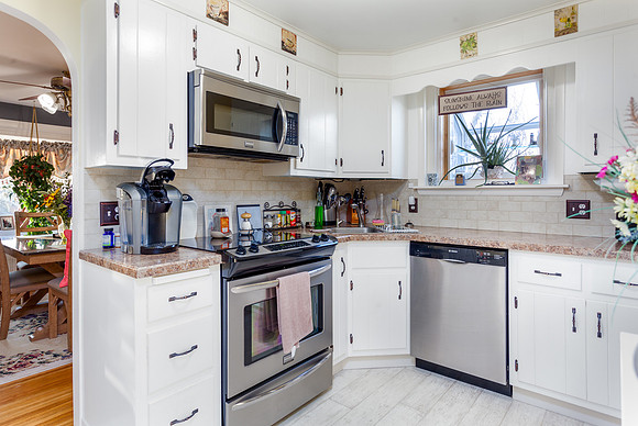 1525-FARMINGTON-AVE- (6)
