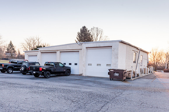 1525-FARMINGTON-AVE- (28)