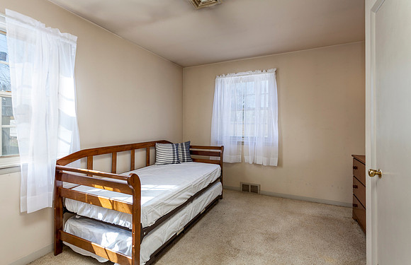 456-ADRIAN-RD-COLLEGEVILLE- (35)
