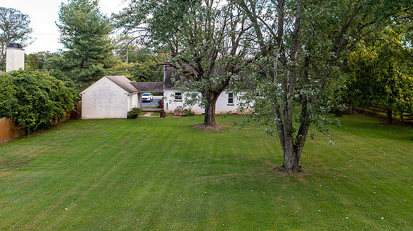 49-LEVEL-RD-COLLEGEVILLE- (25)