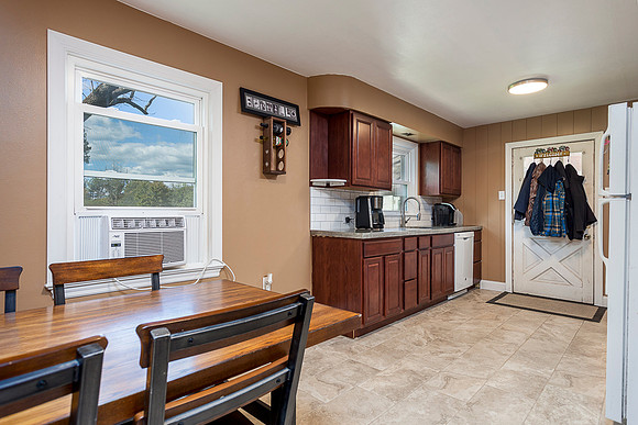 49-LEVEL-RD-COLLEGEVILLE- (35)
