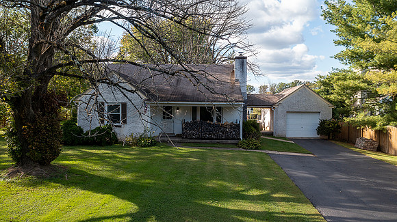 49-LEVEL-RD-COLLEGEVILLE- (1)