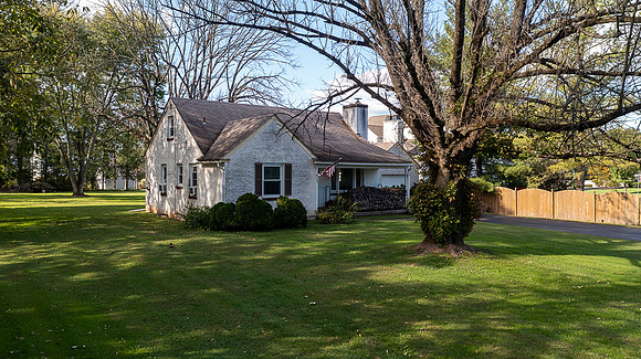 49-LEVEL-RD-COLLEGEVILLE- (3)