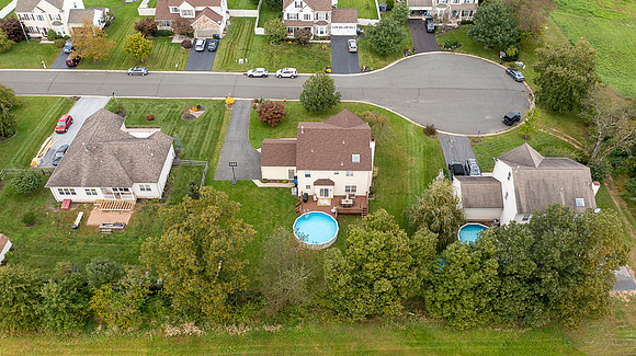 155-WALTER-DR-GILBERTSVILLE- (12)