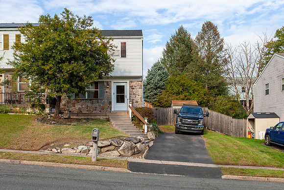 705-HOLLY-DRIVE-POTTSTOWN- (1)