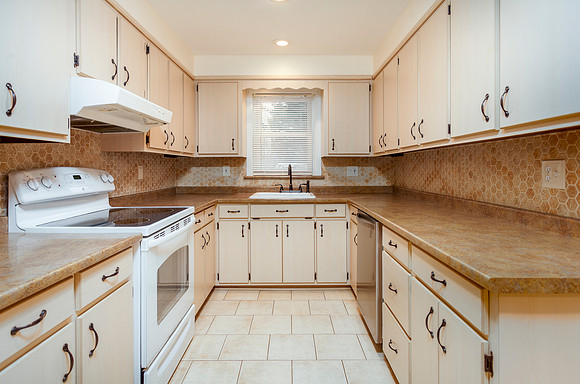 317-S-READING-AVE-BOYERTOWN (23)