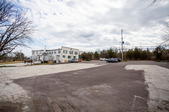 3347-RIDGE-PIKE-POTTSTOWN (6)