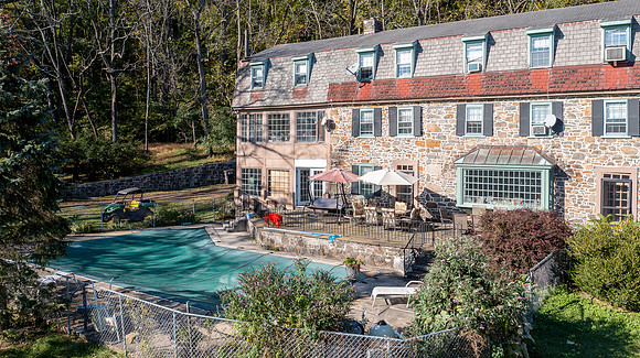 612-SWAMP-PIKE-POTTSTOWN- (15)