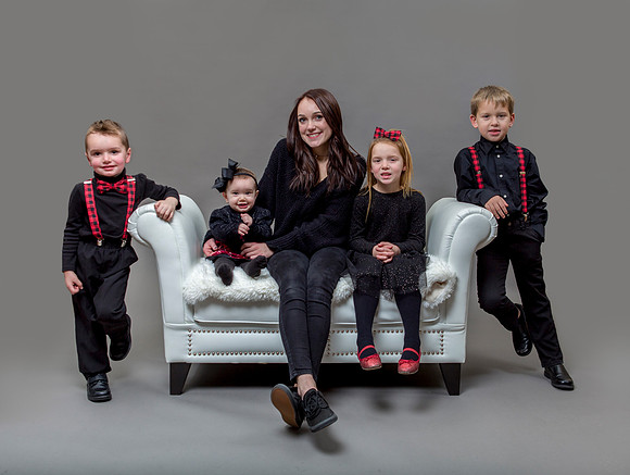 LENEWEAVER-FAMILY-DEC-2019- (24)