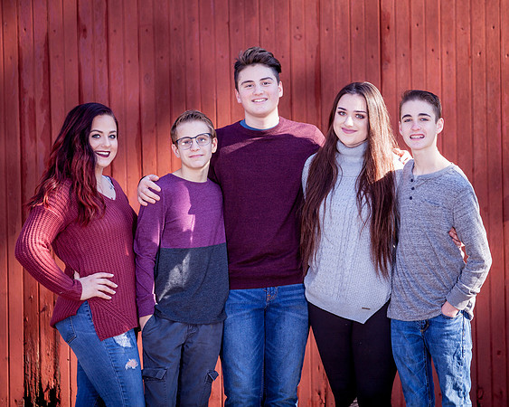 HUGHES-FAMILY-2018 (17)